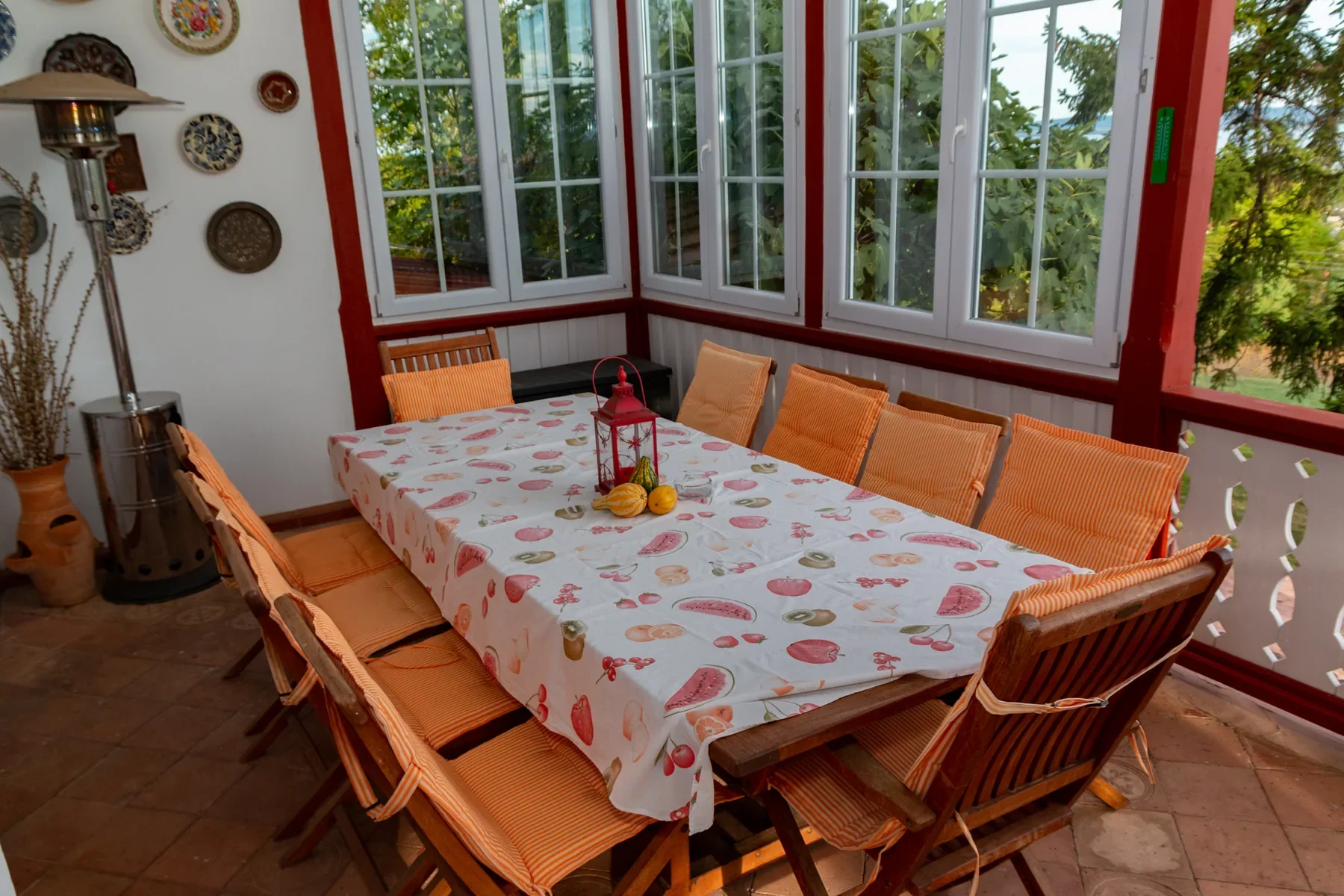 Private terrace of Apartment Classic with large dining table